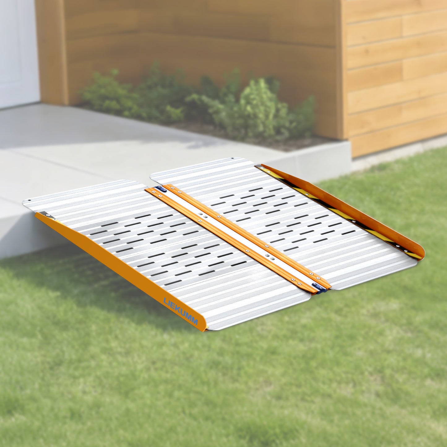 LIEKUMM Leichte Aluminium Rollstuhlrampe 121 cm – Klappbar, 300 kg