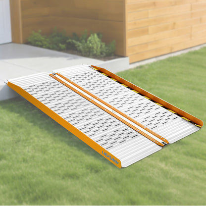 LIEKUMM Leichte Aluminium Rollstuhlrampe 121 cm – Klappbar, 300 kg