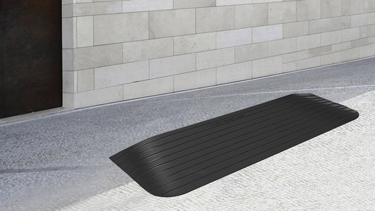 LIEKUMM Gummi Türschwellenrampe, rutschfest, 1000 kg Tragkraft, für Rollstuhl, Scooter, Kinderwagen, Motorrad